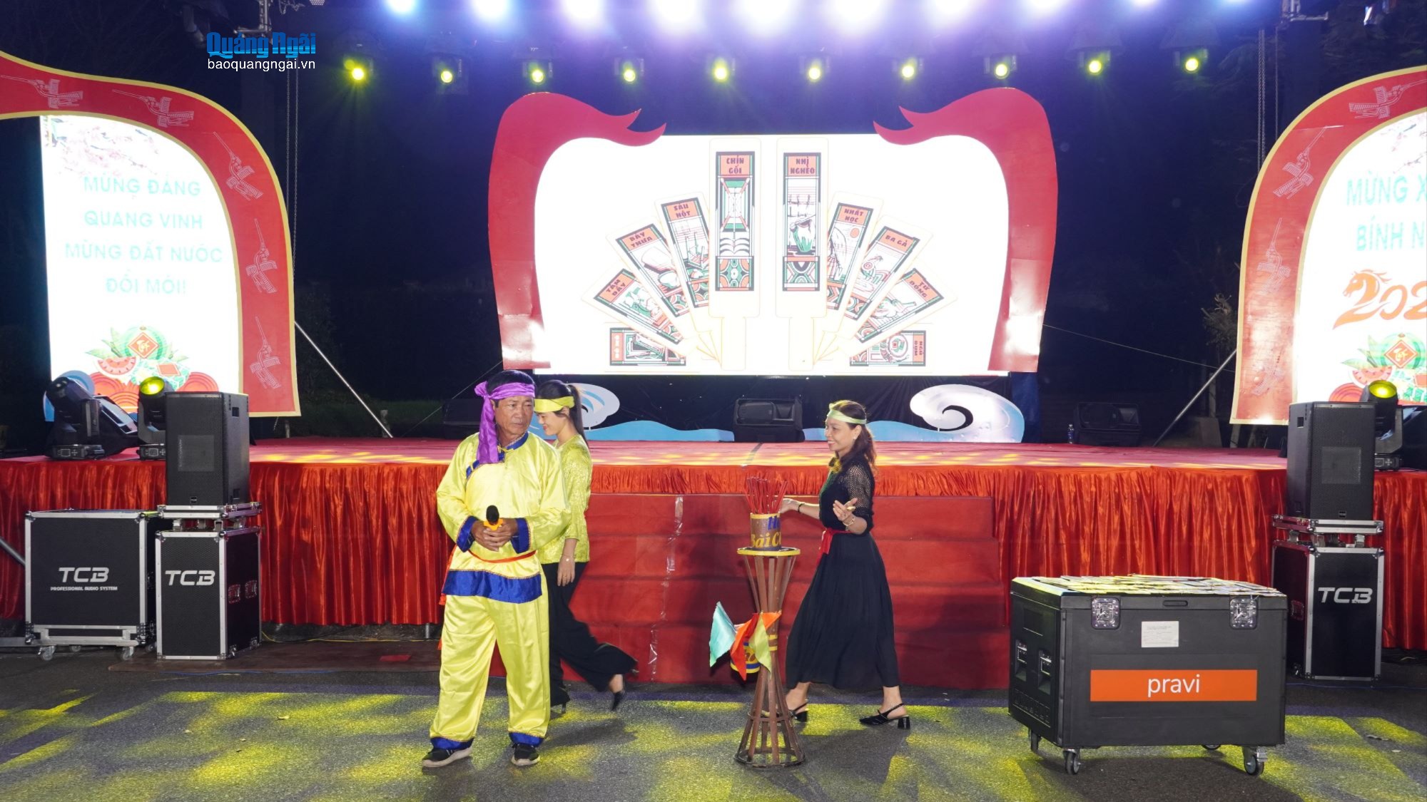 Ngày xuân vui hội bài chòi