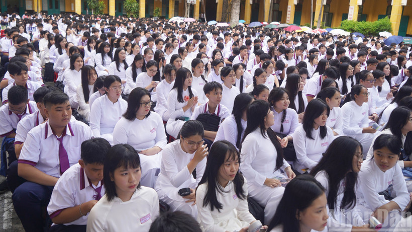 Sửa đổi, bổ sung quy định xử phạt vi phạm hành chính trong lĩnh vực giáo dục