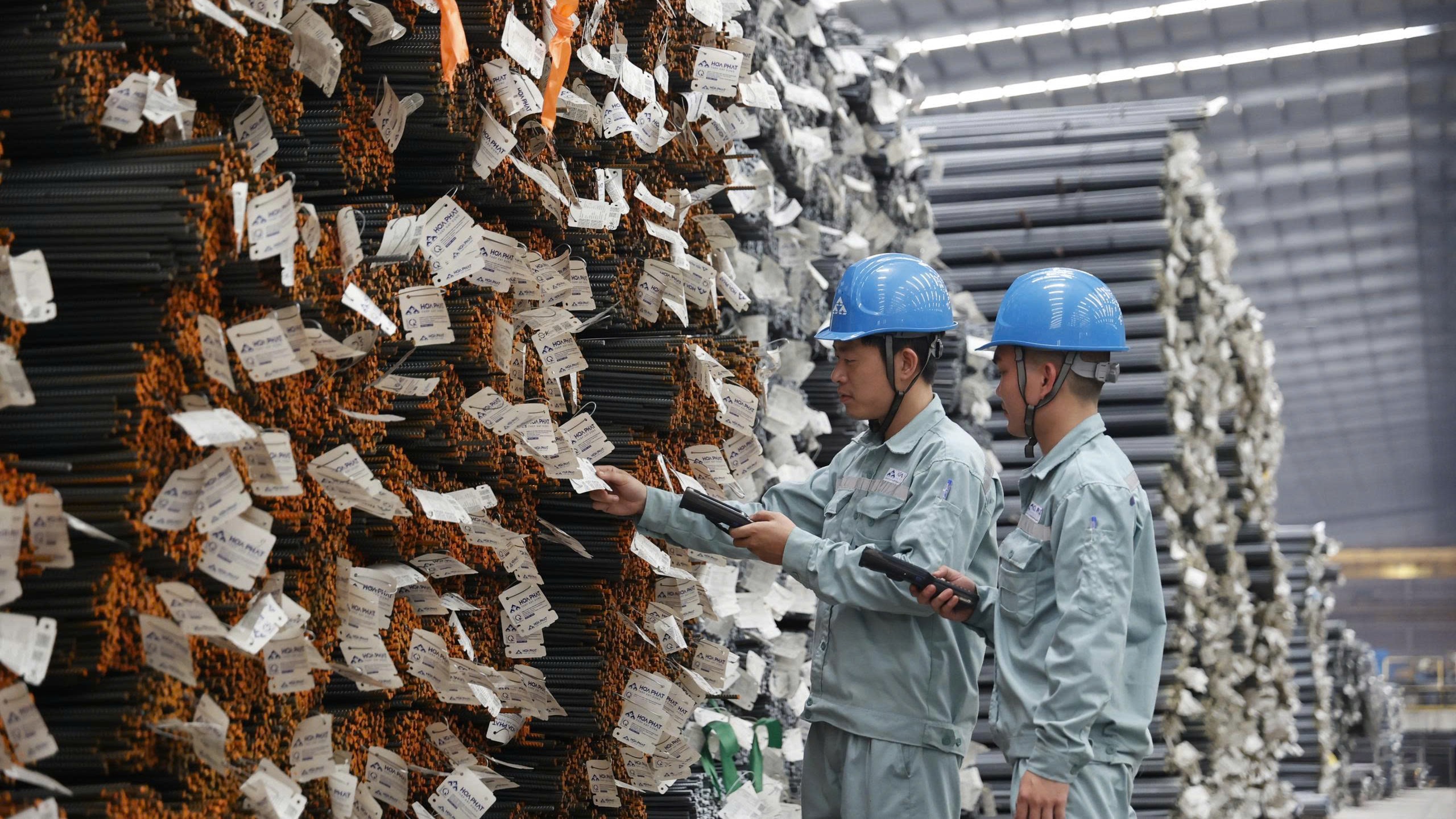 Hòa Phát bán 7,4 triệu tấn thép, tăng 22% sau 9 tháng năm 2025