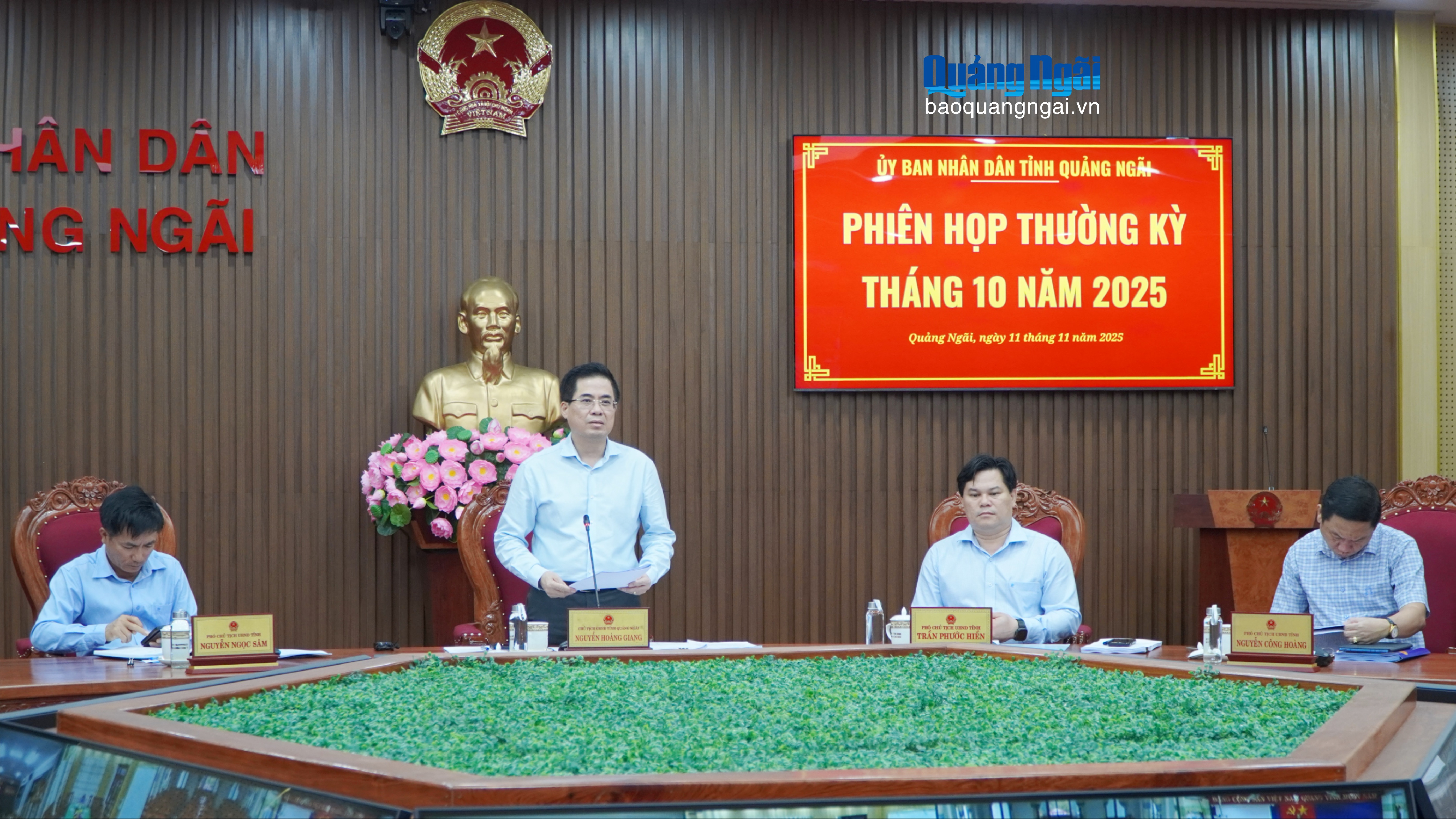 Quyết tâm thực hiện mục tiêu tăng trưởng 2 con số