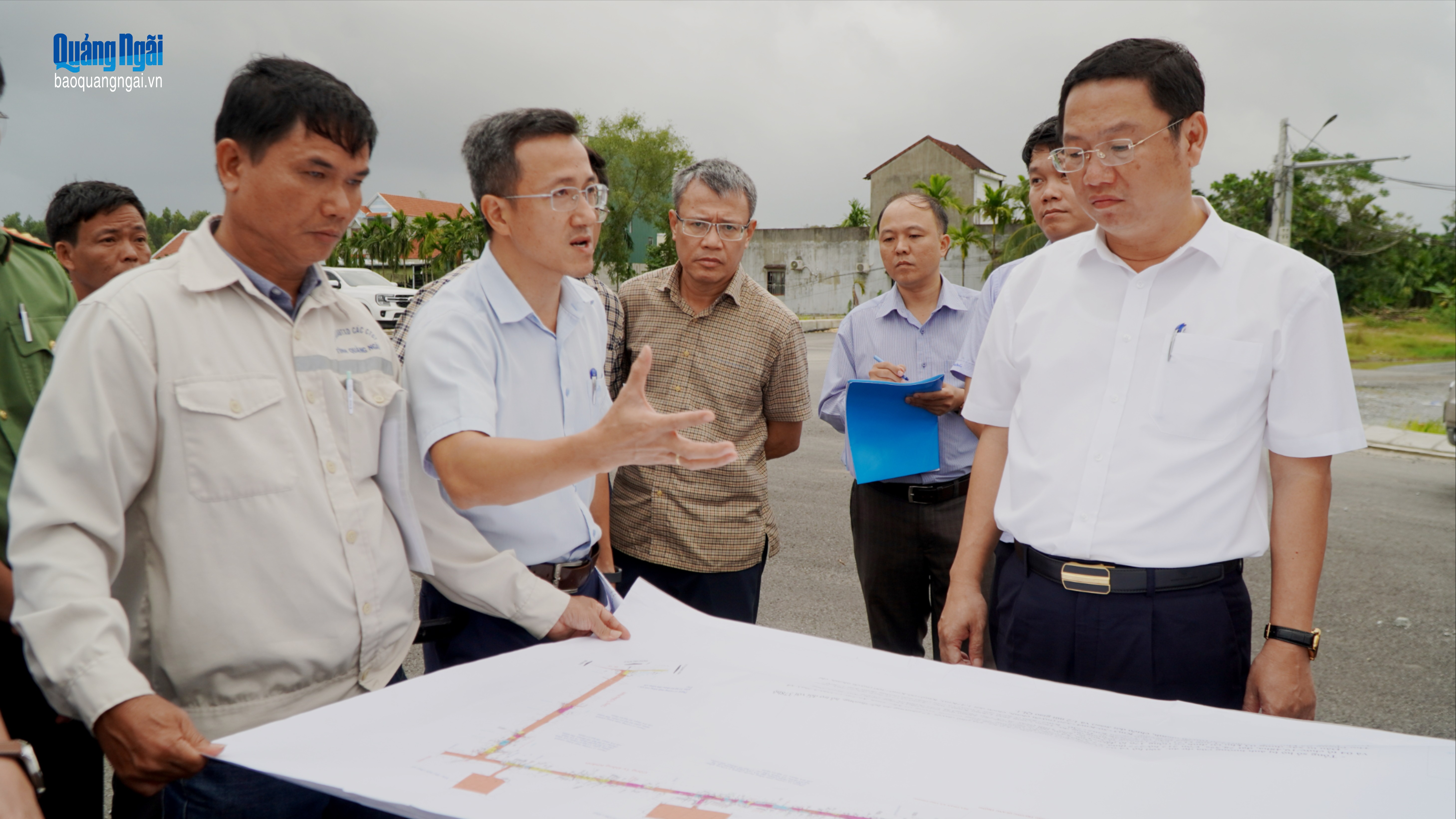 Gỡ vướng mặt bằng dự án Đường nối từ cầu Thạch Bích đến Tịnh Phong