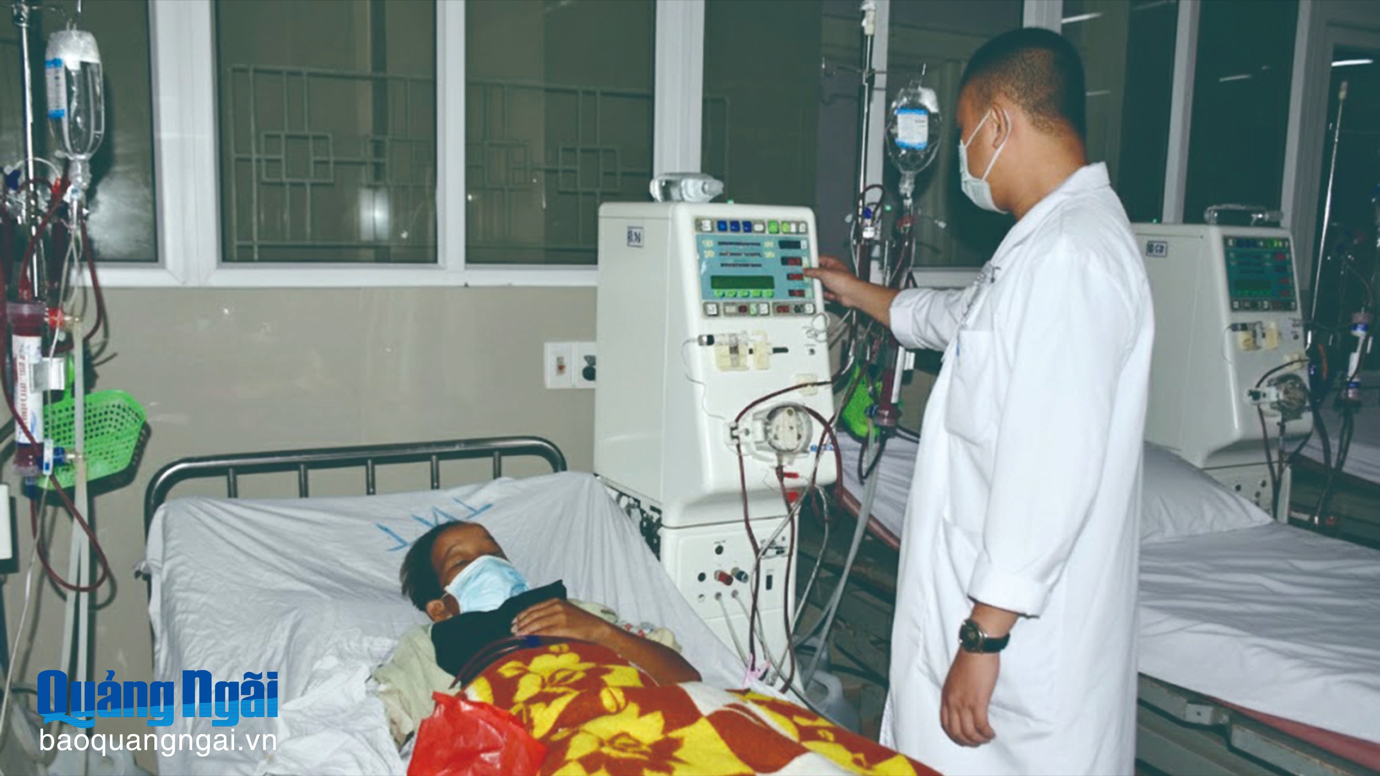 Gỡ “nút thắt” trong khám, chữa bệnh bảo hiểm y tế