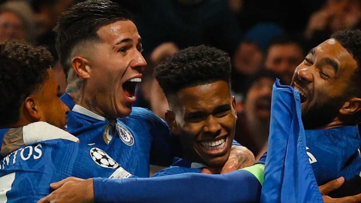 Chelsea hạ Barcelona, Man City gục ngã trước Leverkusen