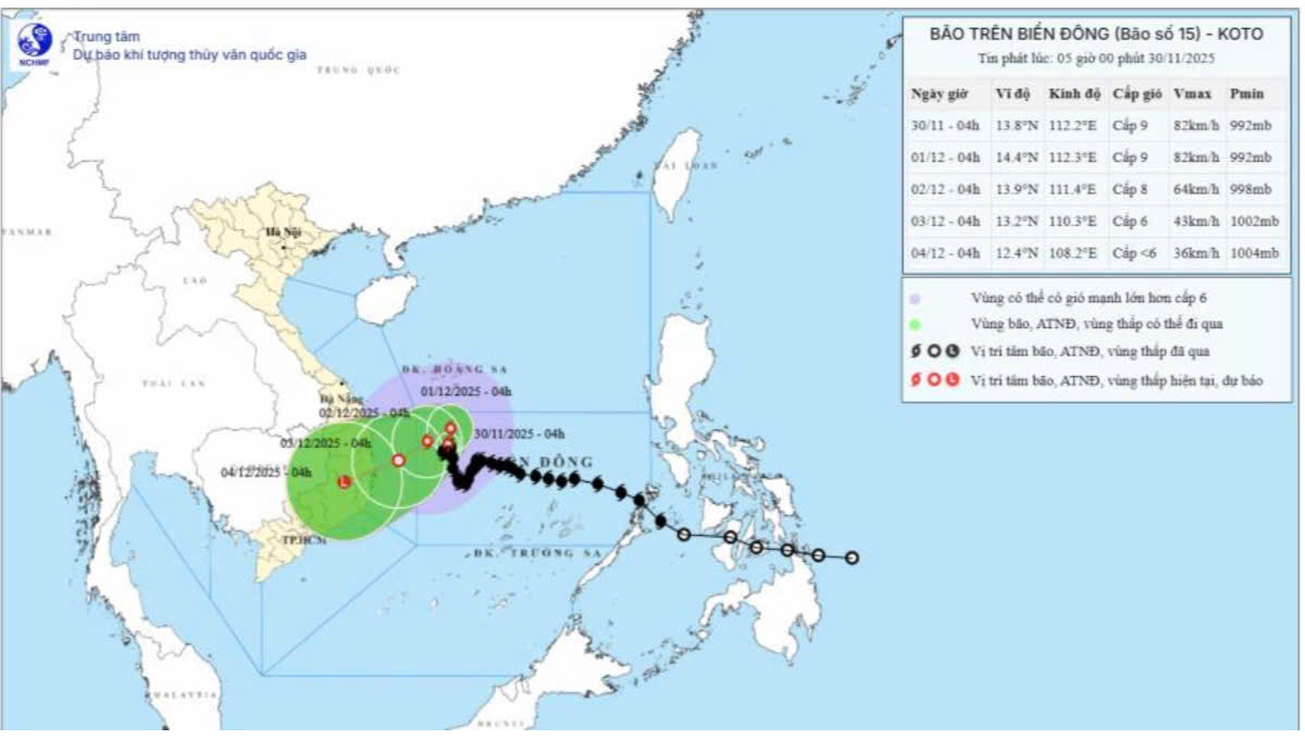 Bão số 15 duy trì cấp 9, hầu như ít dịch chuyển trên Biển Đông