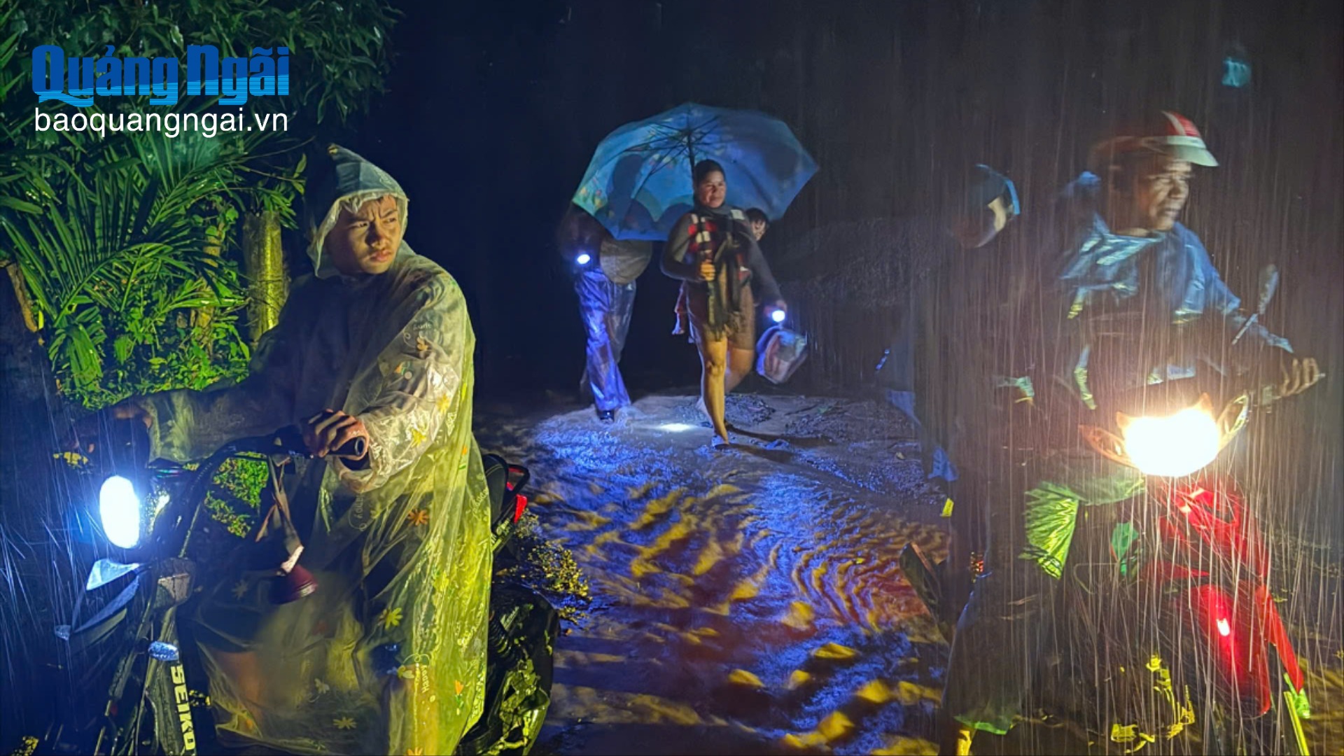 Quảng Ngãi khẩn cấp ứng phó với bão số 13