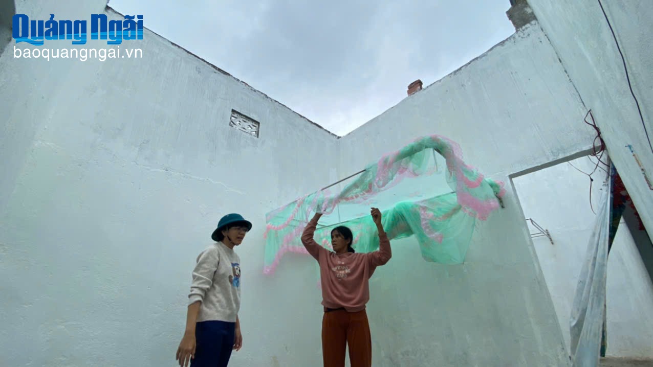 Xã Đăk Mar: Nhiều nhà dân bị tốc mái do lốc xoáy