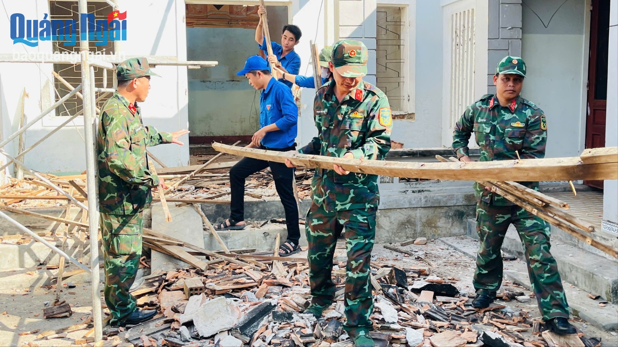 Học Bác về xây dựng thế trận lòng dân vững chắc