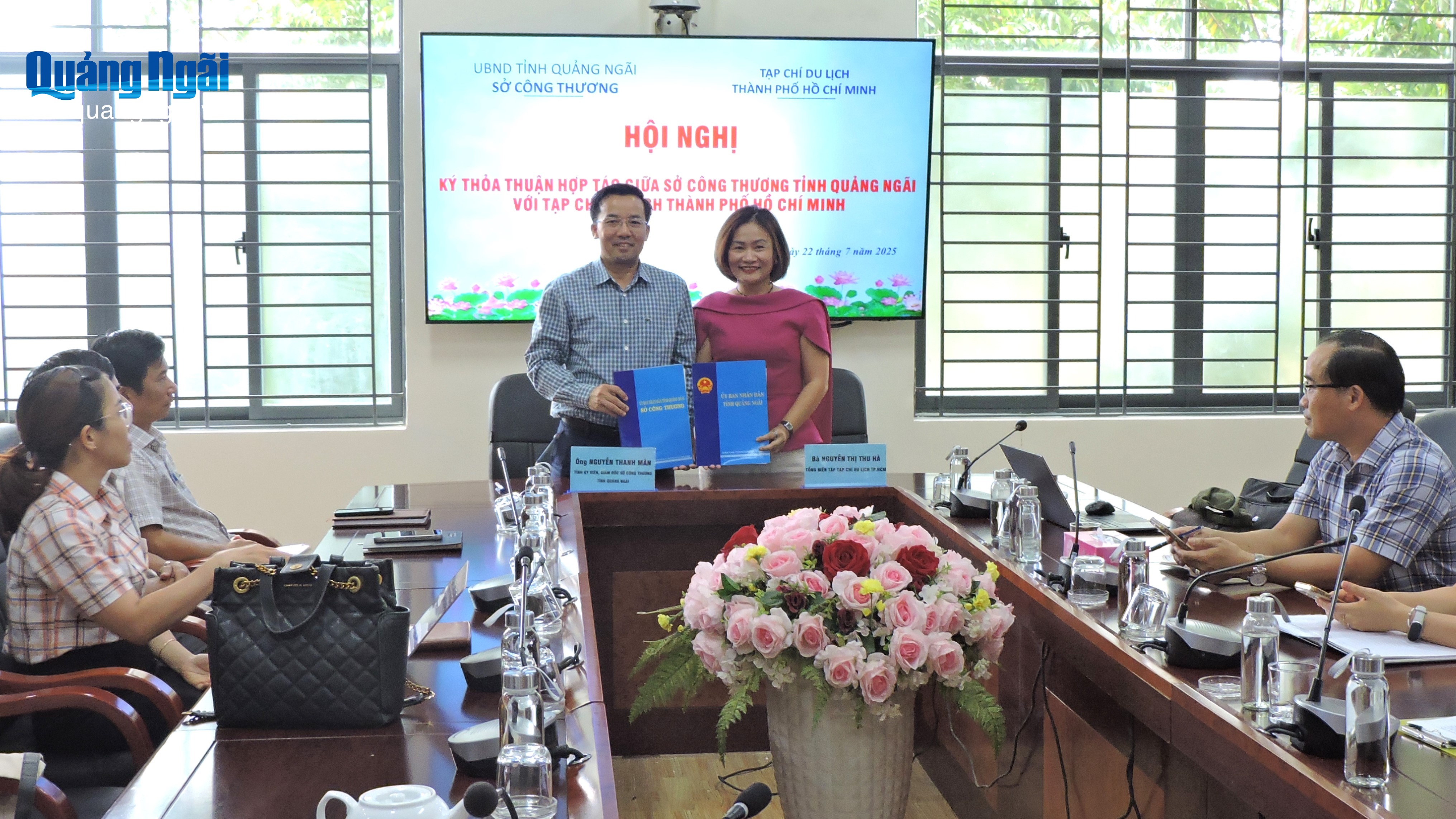 Ký kết thỏa thuận hợp tác quảng bá sản phẩm OCOP, sản phẩm công nghiệp nông thôn tiêu biểu