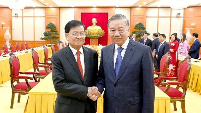 Tổng Bí thư Tô Lâm hội kiến Tổng Bí thư, Chủ tịch nước Lào Thongloun Sisoulith