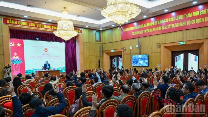 Ban Tuyên giáo và Dân vận Trung ương lấy ý kiến cử tri giới thiệu người ứng cử Đại biểu Quốc hội Khóa XVI