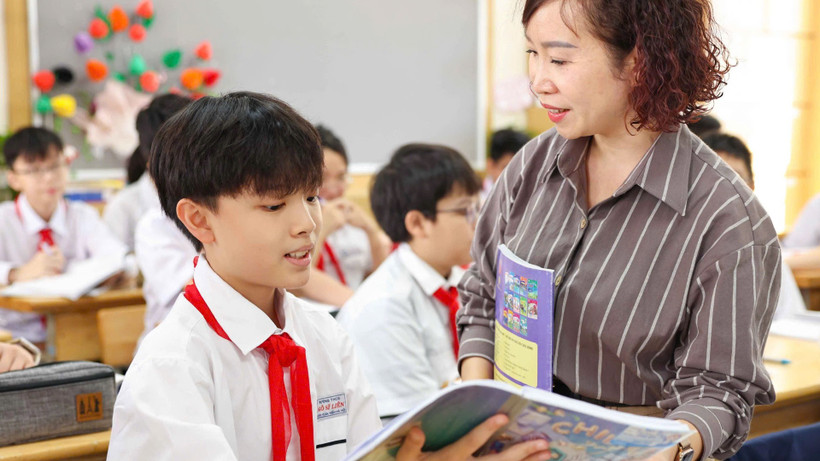 Bộ Giáo dục và Đào tạo tổ chức thẩm định sách giáo khoa các môn học chỉnh sửa