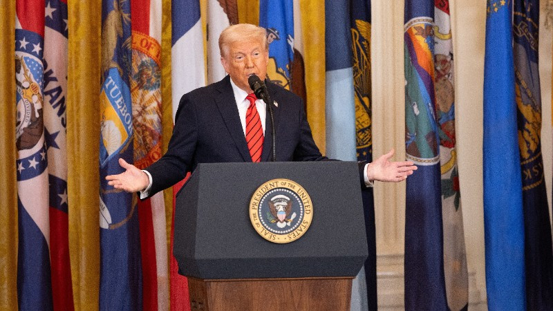 Tổng thống Mỹ tiếp tục nâng mức thuế toàn cầu lên 15%