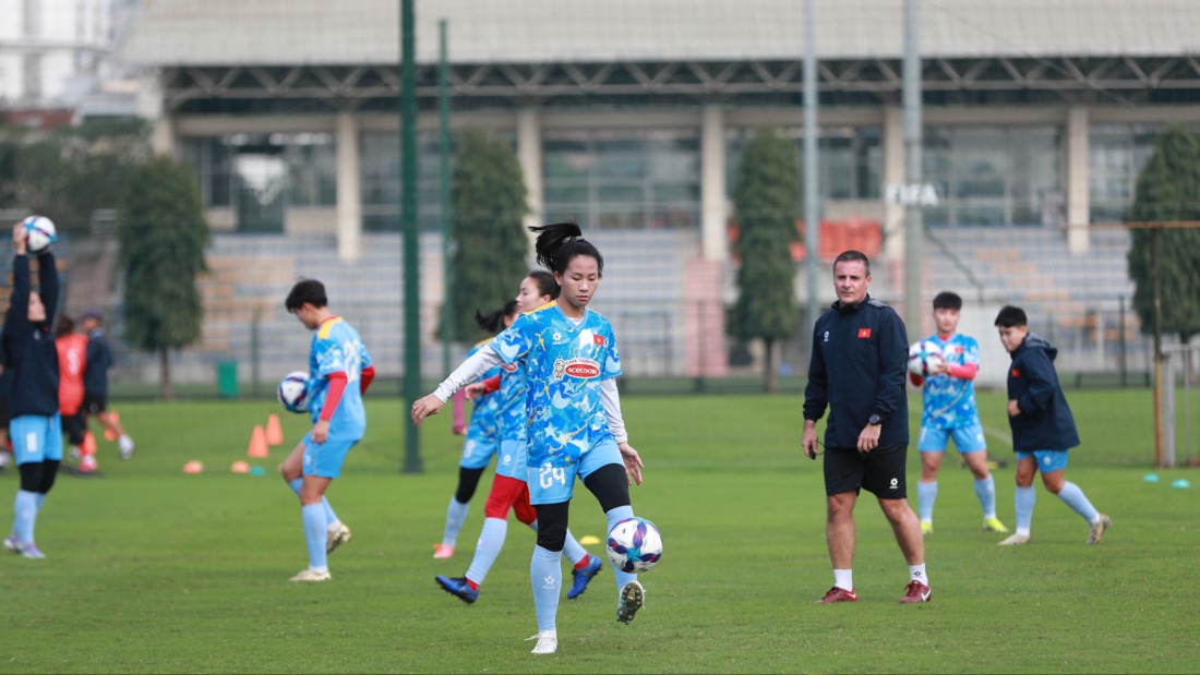 Đội tuyển nữ Việt Nam lên đường chinh phục cúp Châu Á