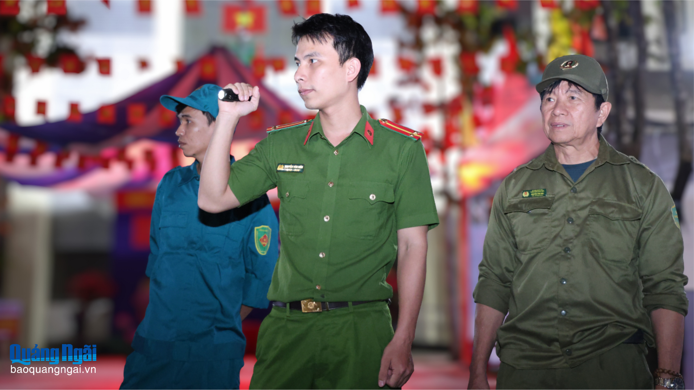 [Ảnh]. Xuyên đêm đảm bảo an toàn trước giờ bầu cử