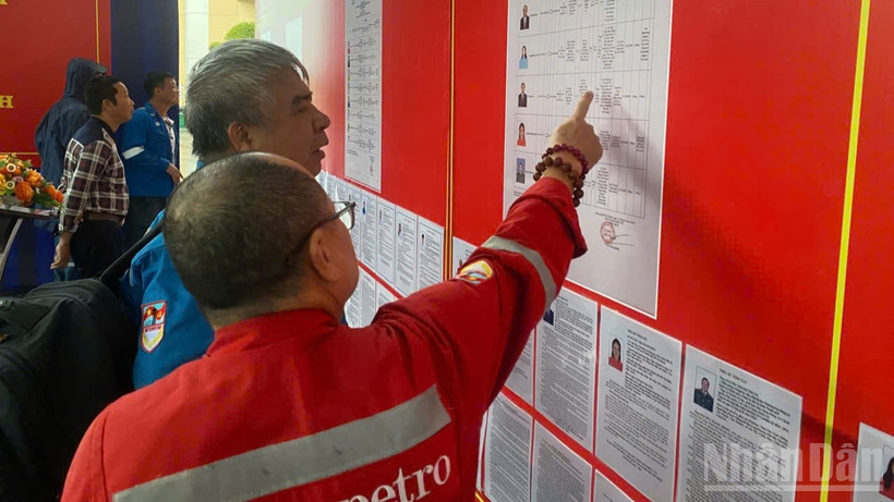 [Hỏi đáp] Việc phân bổ số lượng đại biểu Quốc hội được bầu ở mỗi tỉnh, thành phố do cơ quan nào dự kiến và theo căn cứ nào?