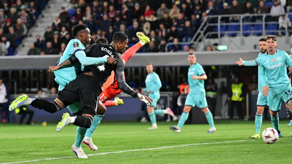 Lượt đi tứ kết Europa League 2025 - 2026: Các đội bóng Anh chiếm ưu thế