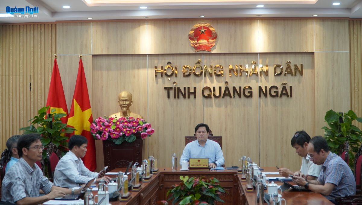 Tháo gỡ vướng mắc trong triển khai các dự án nguồn và lưới điện