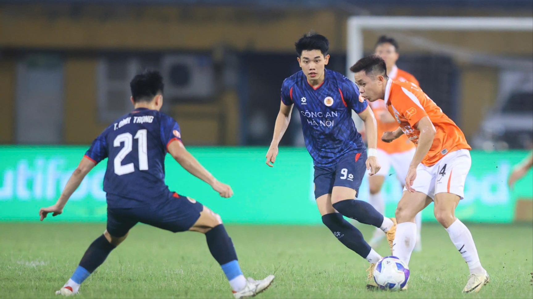 Những điểm nhấn ở vòng 17 V-League 2025 - 2026