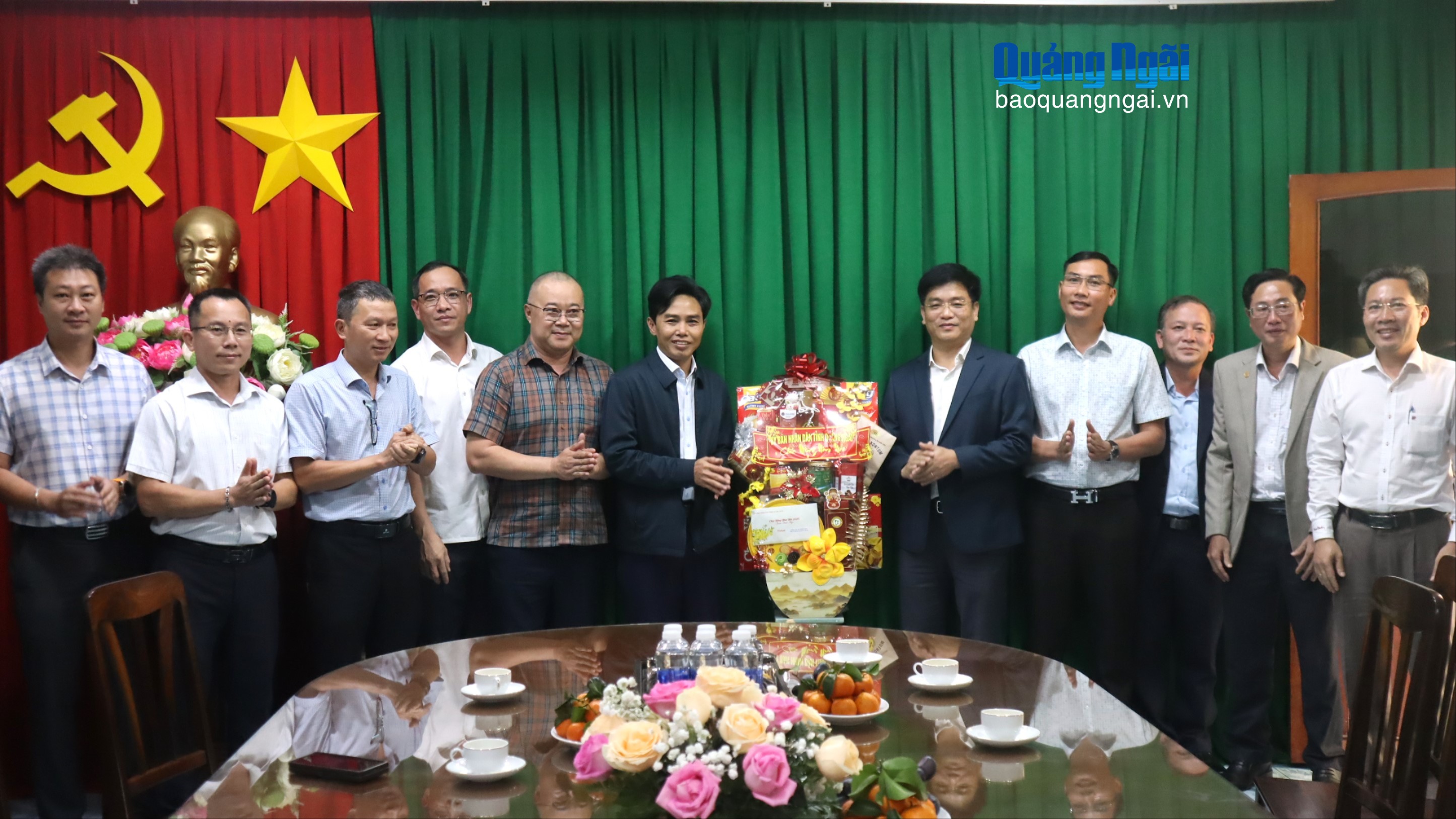 Phó Chủ tịch UBND tỉnh Đỗ Tâm Hiển thăm, chúc Tết các đơn vị, doanh nghiệp