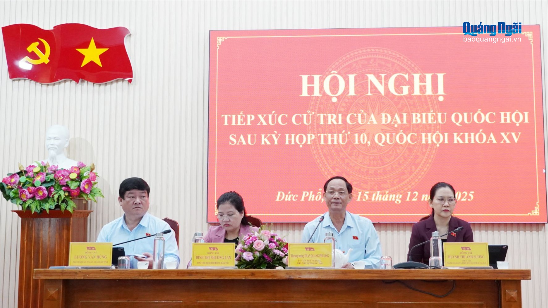 Đoàn đại biểu Quốc hội tỉnh tiếp xúc cử tri phường Đức Phổ