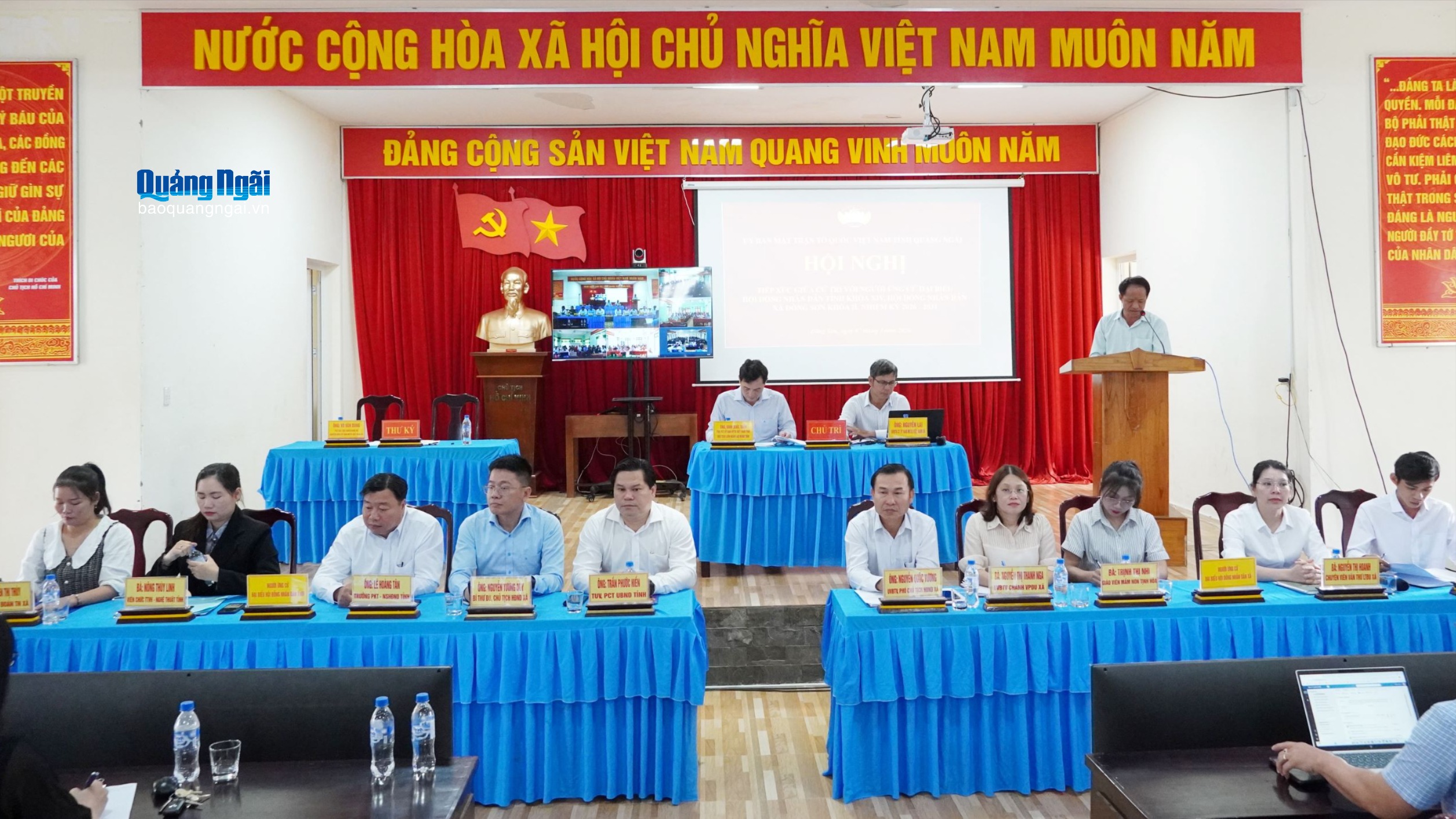 Các ứng cử viên cam kết đồng hành cùng cử tri xã Đông Sơn