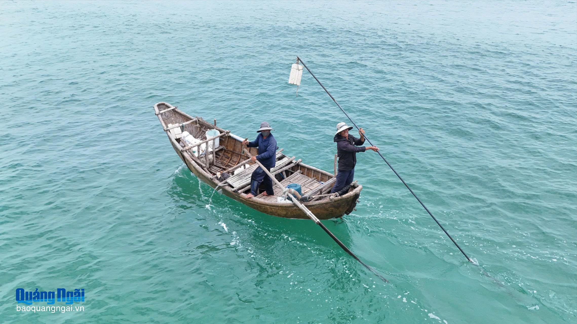 Mùa “săn” lộc biển từ lòng cát