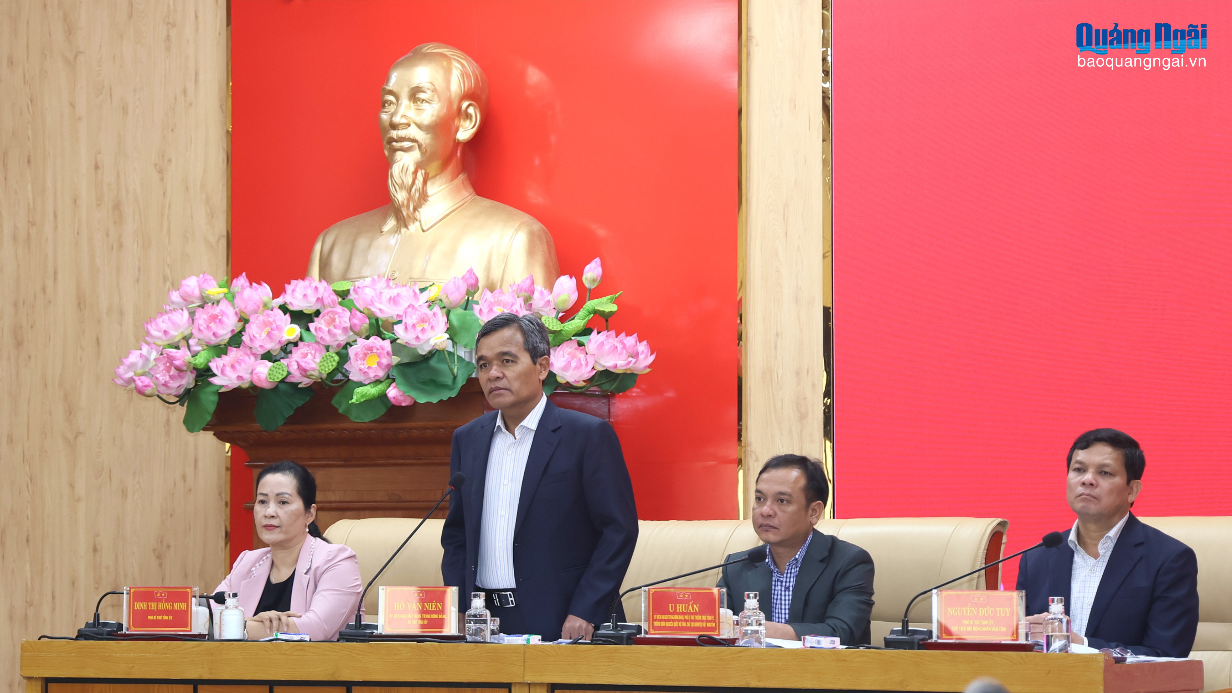 Tạo sự bứt phá, phấn đấu tăng trưởng hai con số