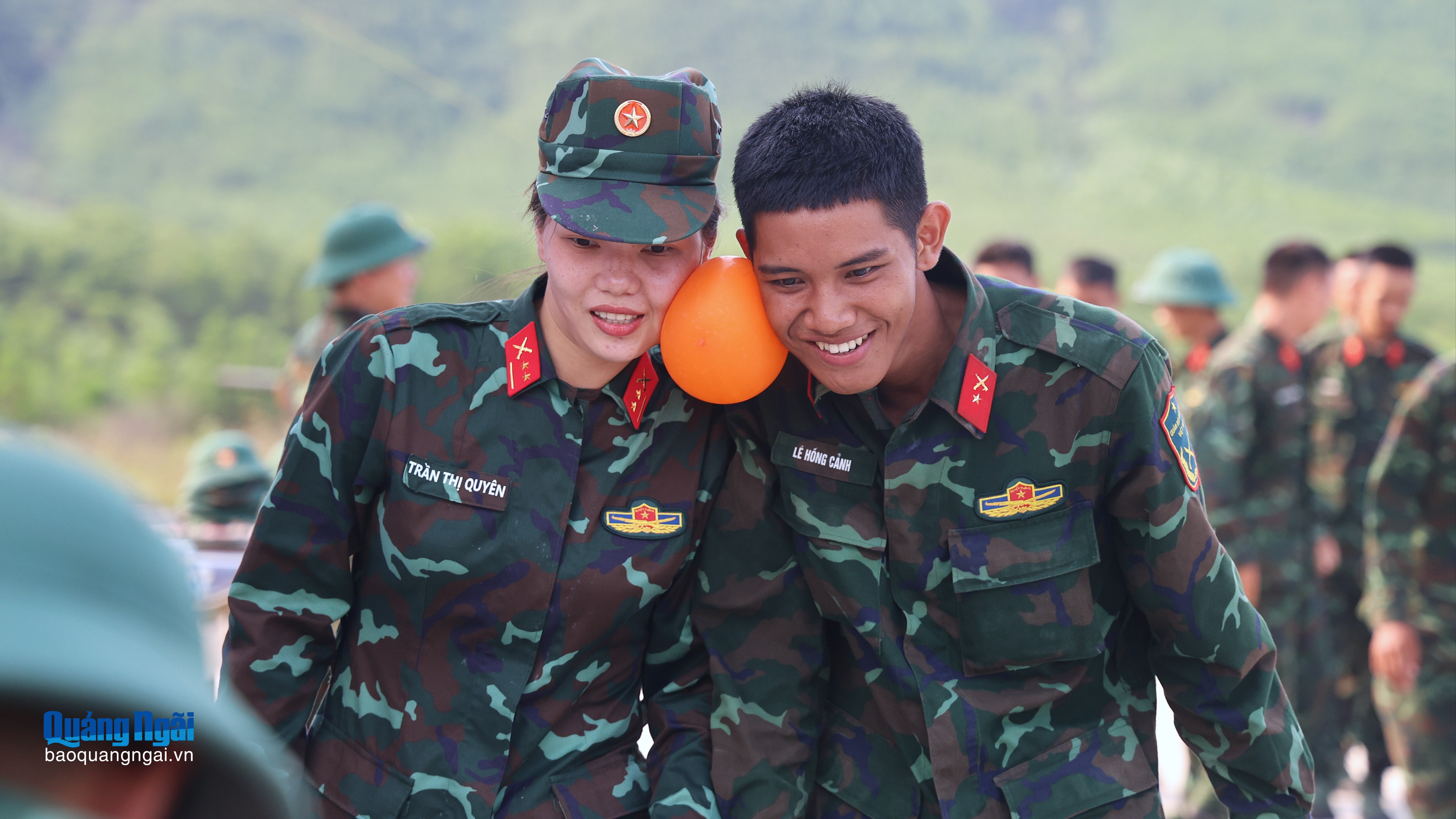 [Ảnh]. Niềm vui trên thao trường huấn luyện