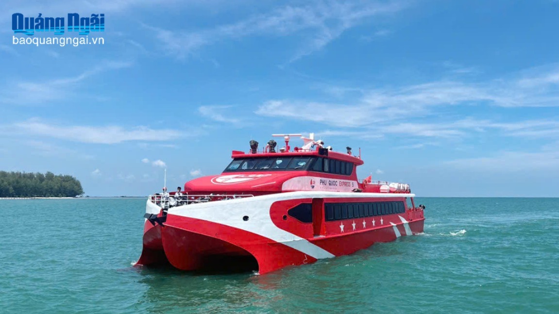 Tăng cường tàu cao tốc trên tuyến Sa Kỳ - Lý Sơn