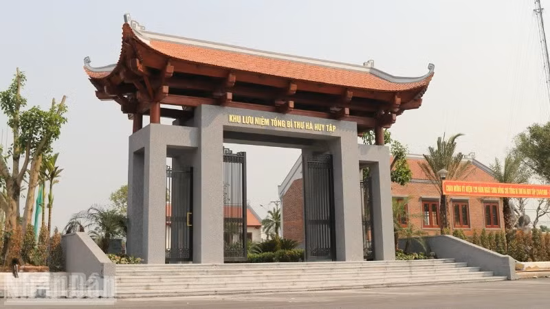 Khu di tích Tổng Bí thư Hà Huy Tập - 