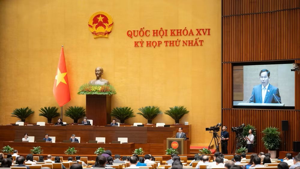 Quốc hội thông qua việc bổ sung chương trình Kỳ họp thứ nhất, Quốc hội khóa XVI