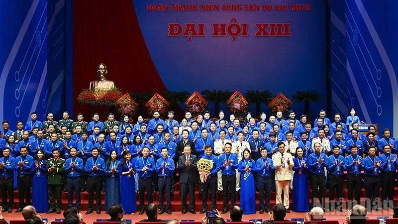 Đồng chí Bùi Quang Huy được bầu giữ chức Bí thư thứ nhất Trung ương Đoàn khóa XIII
