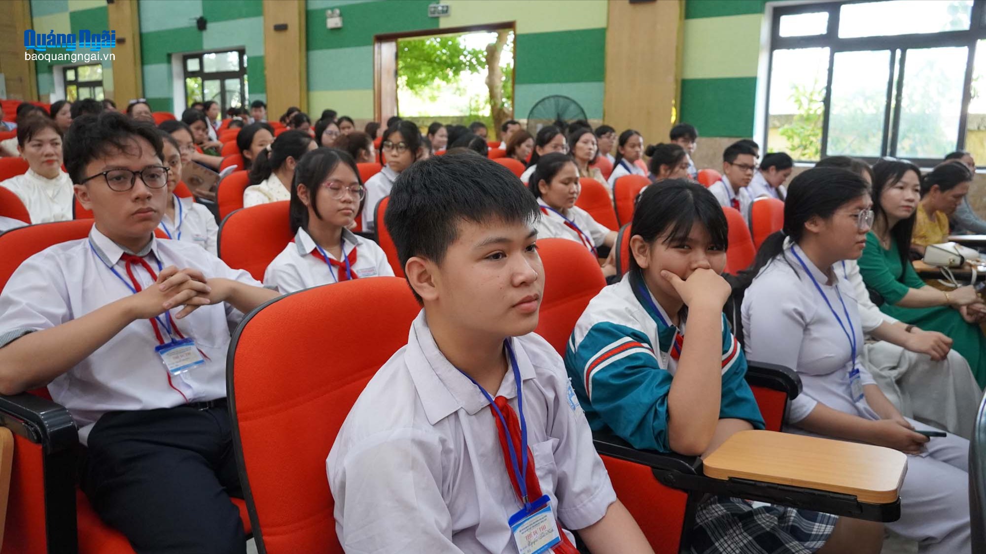 Khai mạc Hội thi Olympic tiếng Anh cấp tỉnh