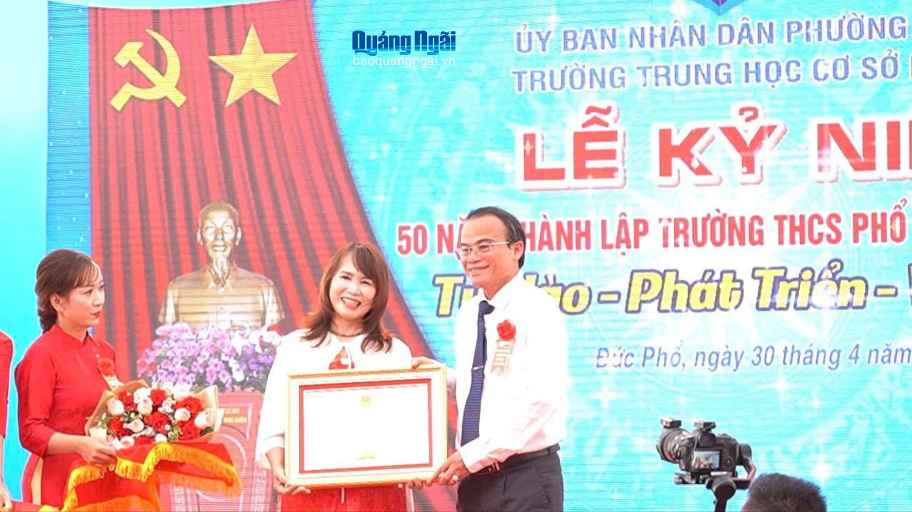 Kỷ niệm 50 năm thành lập Trường THCS Phổ Ninh