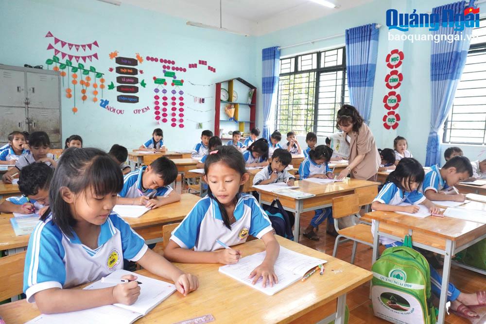 Niềm vui ở vùng cao Sơn Tây