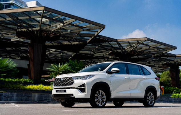 Toyota Innova Cross - xe hybrid bán chạy nhất Việt Nam 2024