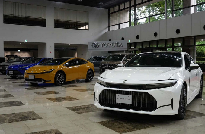Toyota là nhà sản xuất ô tô bán chạy nhất thế giới 5 năm liên tiếp