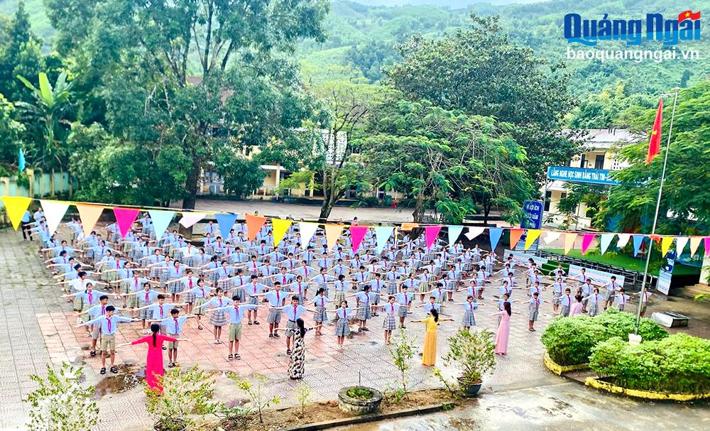 Không ngừng đổi mới, nâng cao chất lượng giáo dục