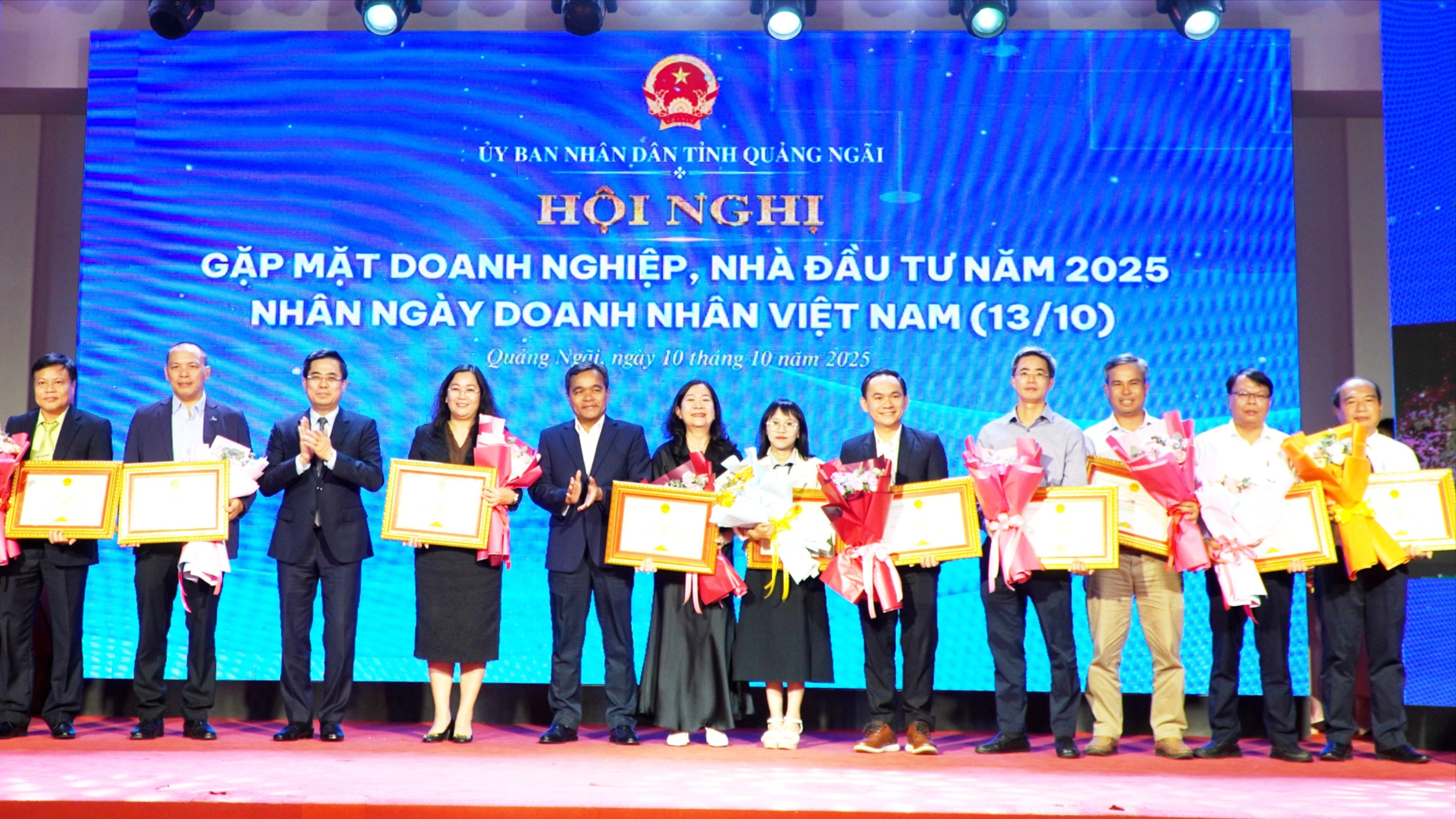 Gặp mặt doanh nghiệp, nhà đầu tư nhân Ngày Doanh nhân Việt Nam