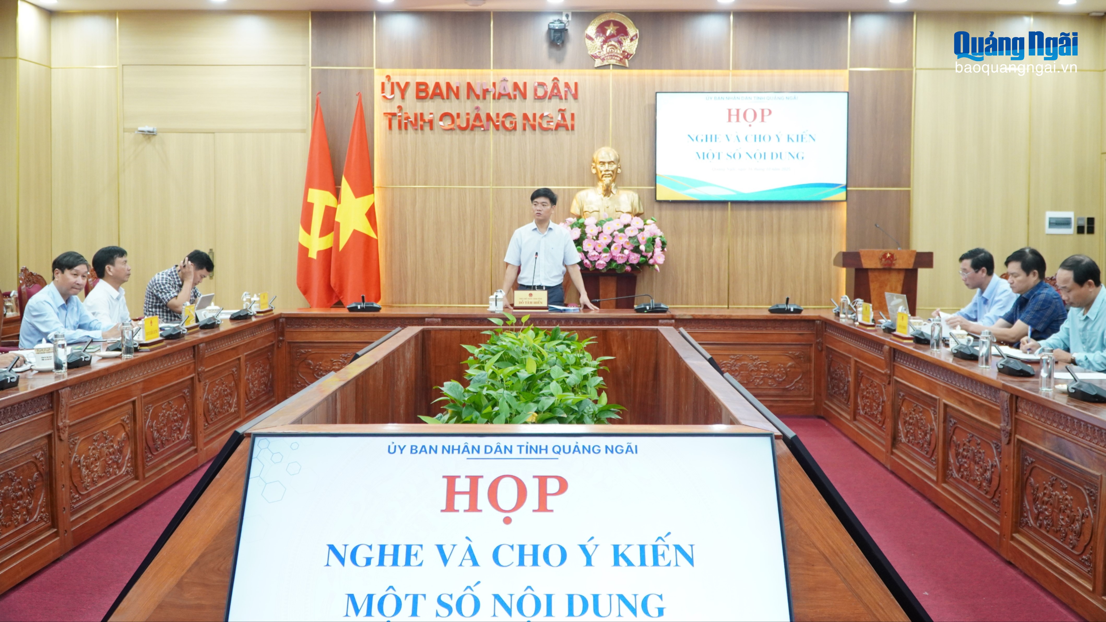 Họp bàn triển khai dự án bảo vệ, phục hồi và phát triển rừng bền vững