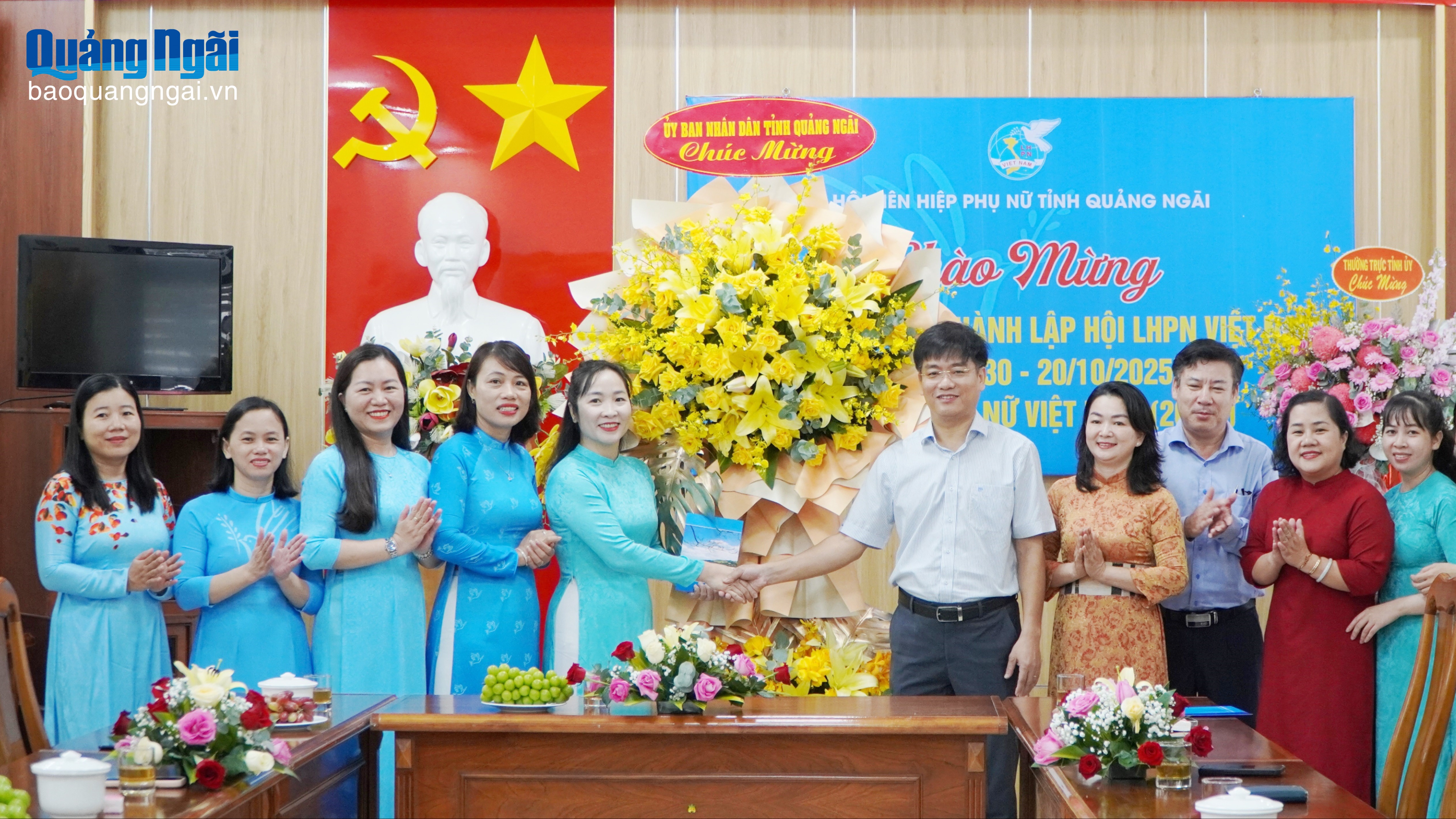 Lãnh đạo tỉnh thăm, chúc mừng Hội Liên hiệp Phụ nữ tỉnh