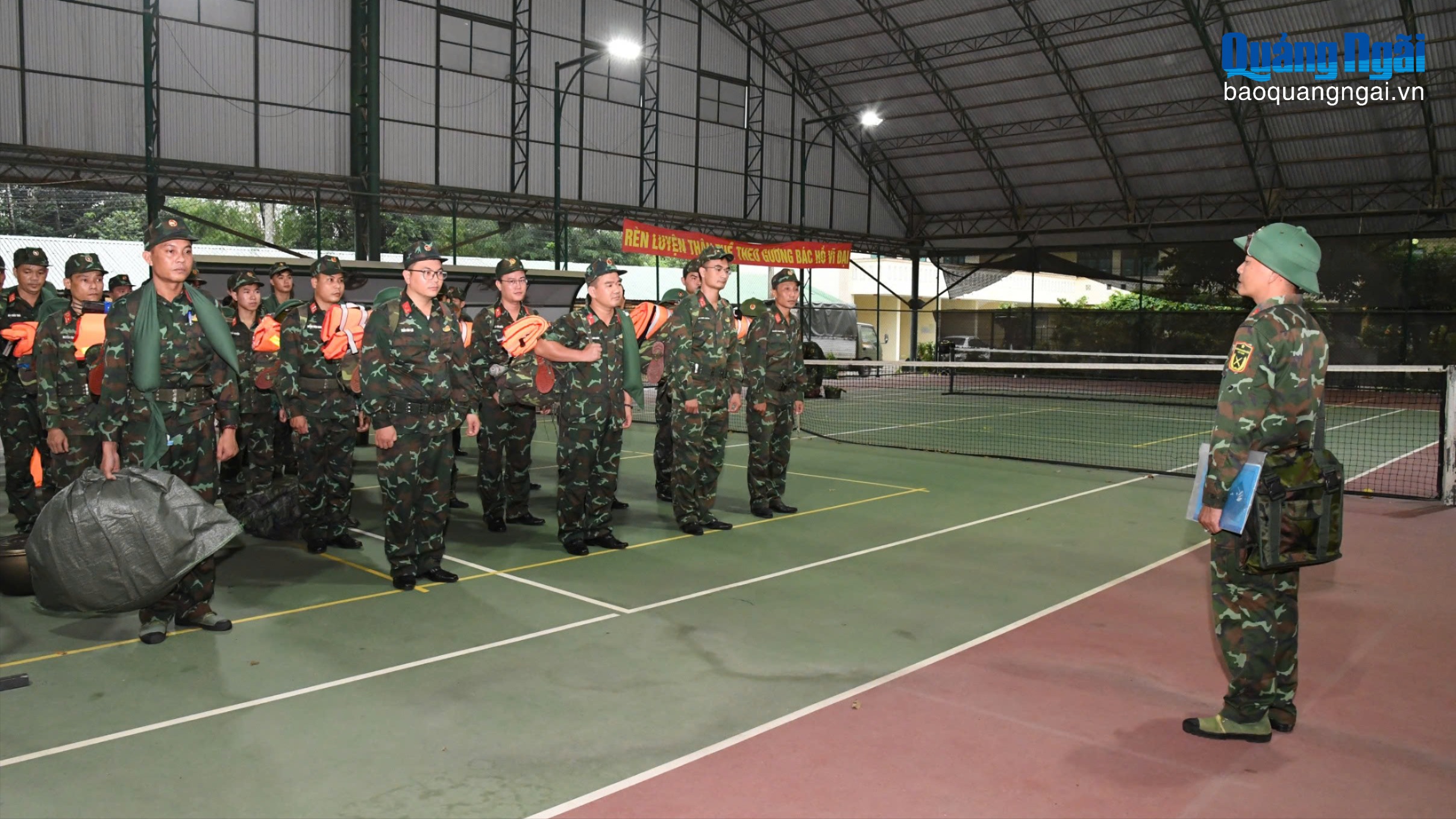 Sẵn sàng lực lượng, phương tiện ứng phó với bão số 12