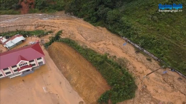 Cập nhật toàn cảnh tình hình mưa lũ tại Quảng Ngãi ngày 29/10