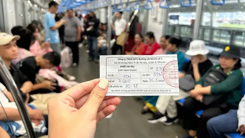 Thêm 5 nhà ga tuyến metro số 1 ngừng bán vé giấy từ ngày 1/11