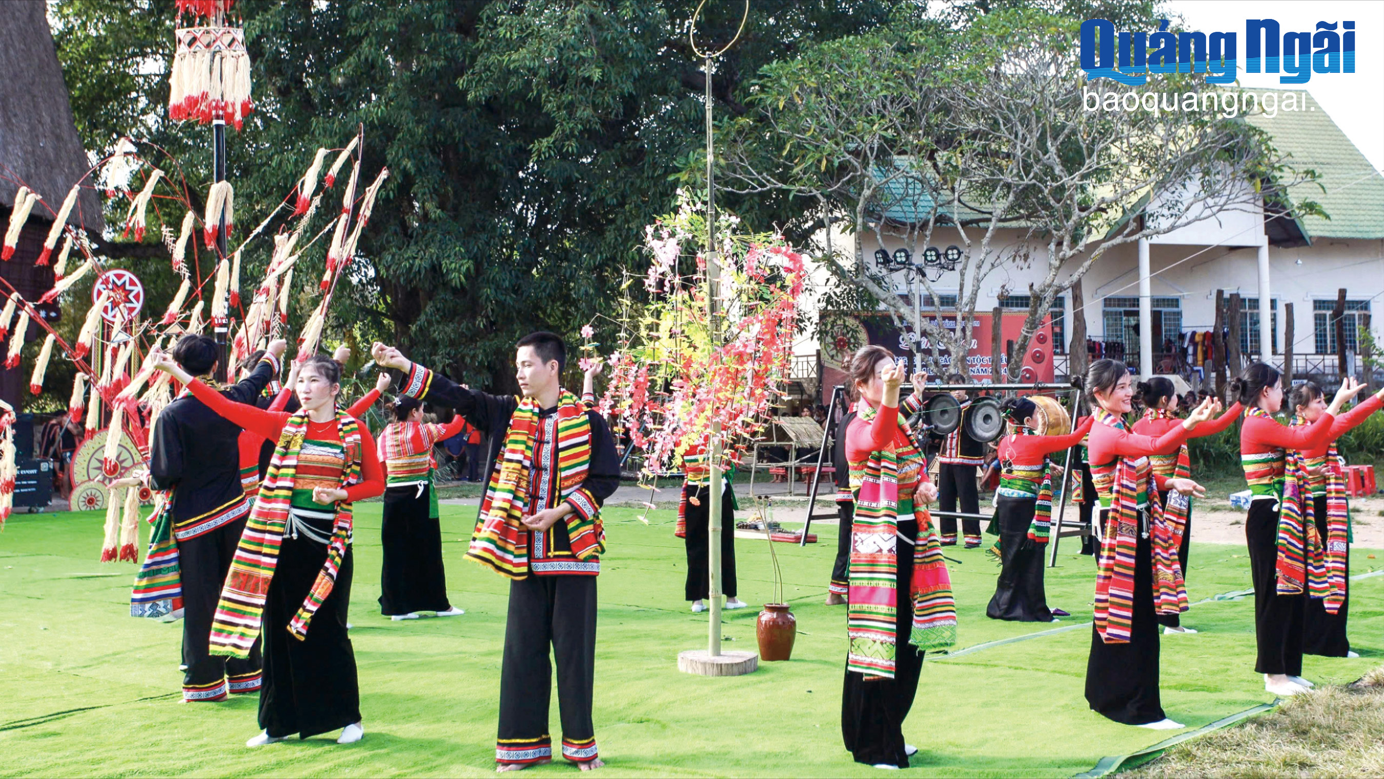 Sức hút từ du lịch lễ hội