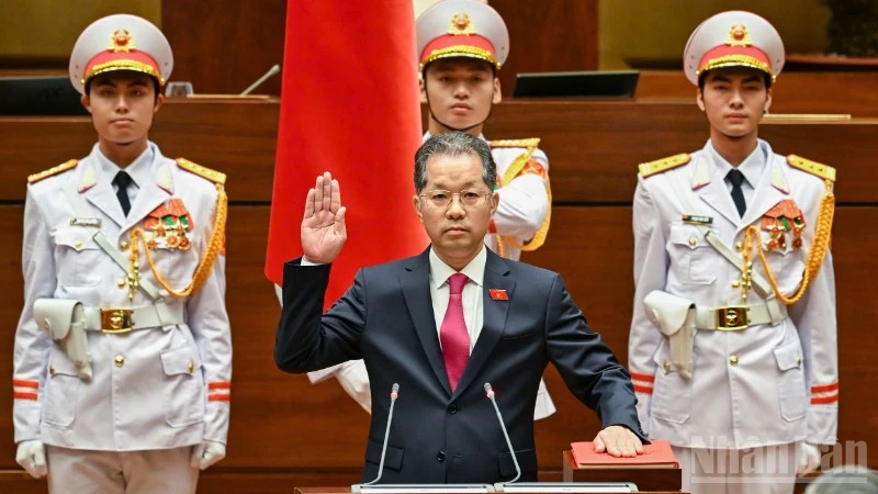 Ông Nguyễn Văn Quảng tuyên thệ nhậm chức Chánh án Tòa án nhân dân tối cao