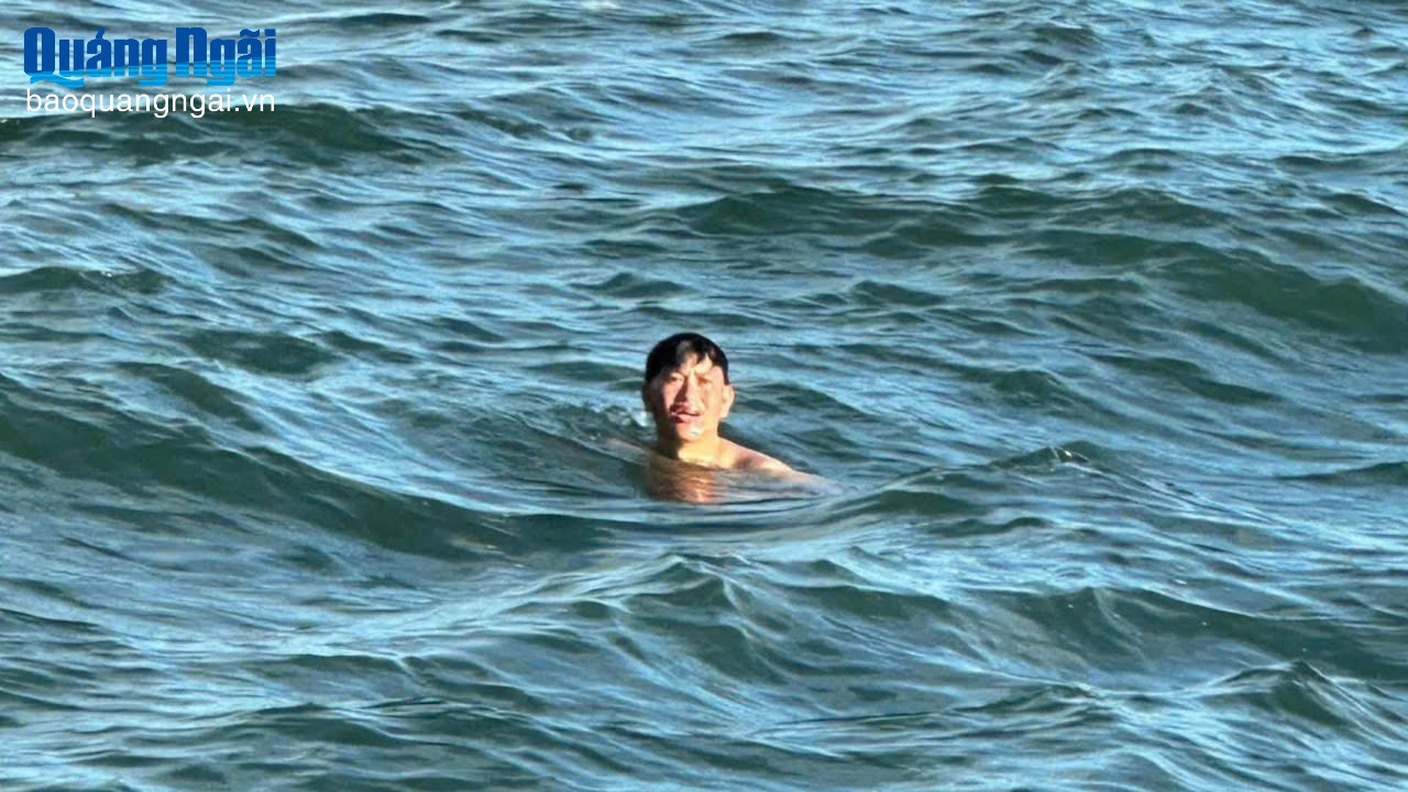 Tình người trên đất hùng binh Hoàng Sa