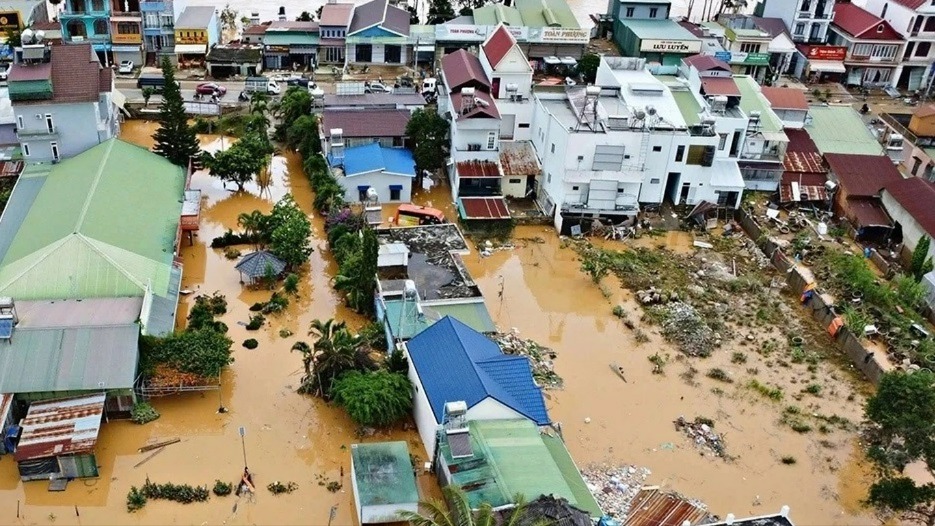 Thông báo Kết luận của Bộ Chính trị về khắc phục hậu quả mưa, lũ đặc biệt lớn ở miền Trung