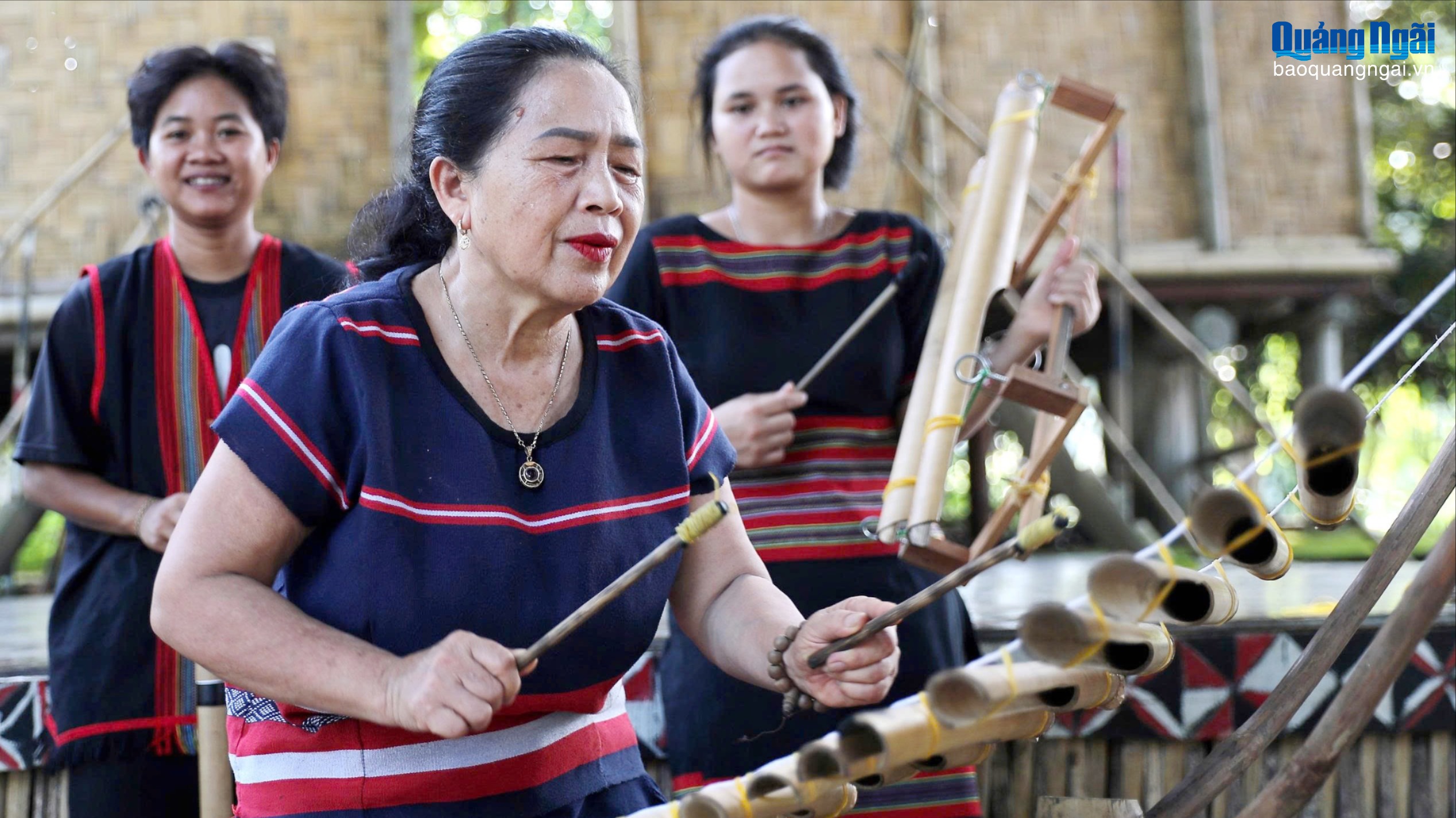 Vang mãi điệu ting ting