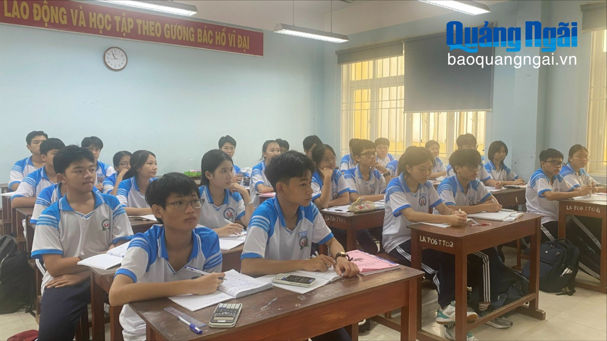 Học sinh toàn tỉnh nghỉ học từ chiều 6/11